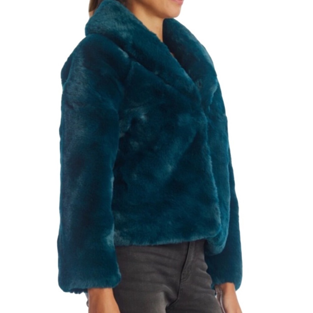 FAUX PLUSH FUR TEDDY CROPPED JACKET, Teal, Women's Size 6,